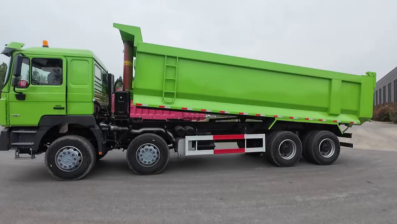 SHACMAN dump truck · tipping body